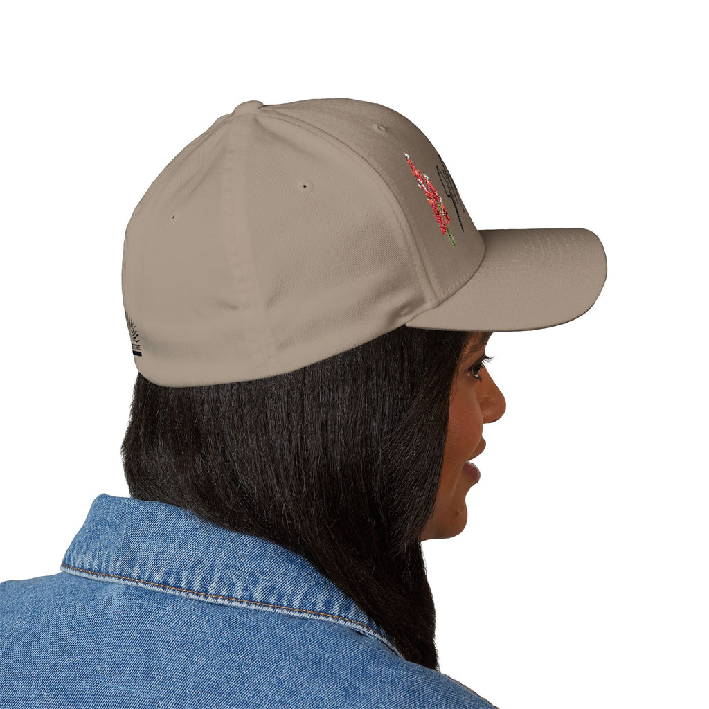 🌺 Manto de Cristo Botanical Cap – Tropical Plant Collection