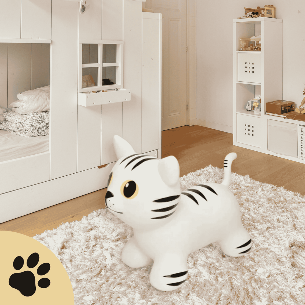 My First JUMPY – White Cat - Sunbeamstore