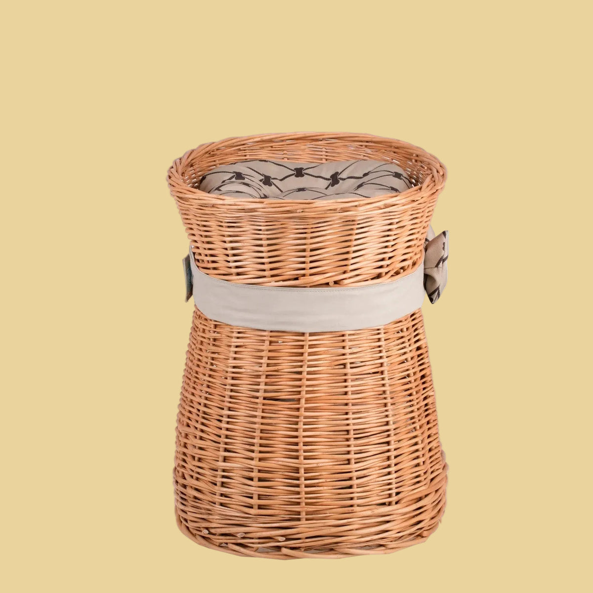Erif Wicker Katzenhaus mit beigem Kissen - Sunbeamstore